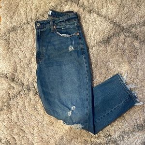 Abercrombie - Curve Love ‘The Mom’ High Rise Jeans